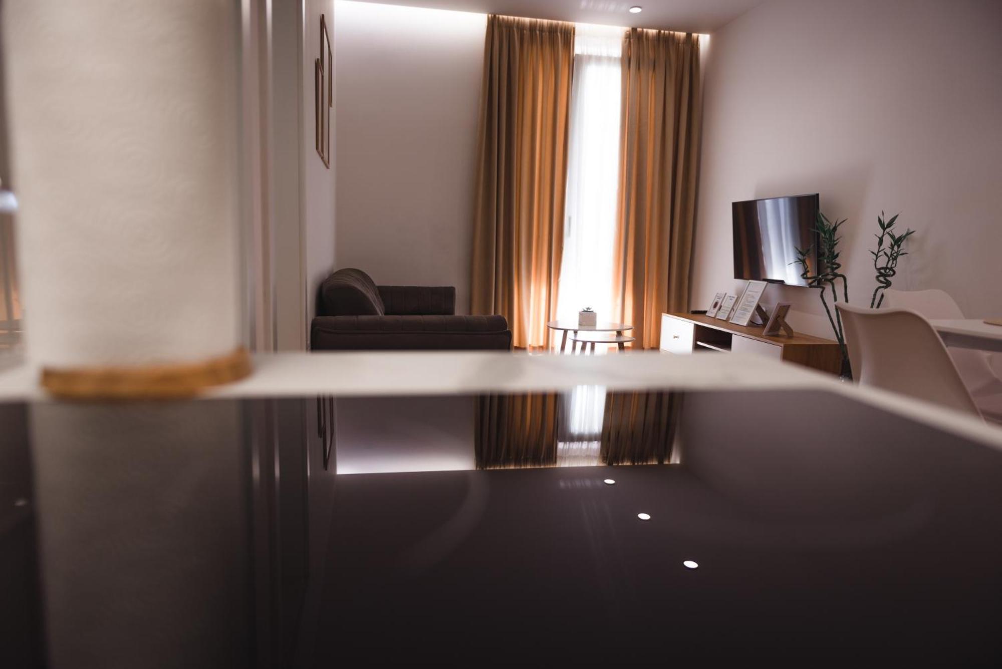 Tam Centre Luxury Serviced Appartamento *